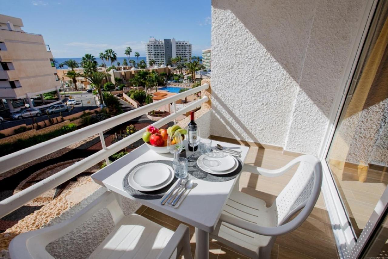 319 MODERN ACCOMMODATION,SEA VIEW, Wi Fi AND POOL Playa de las Américas Exterior foto