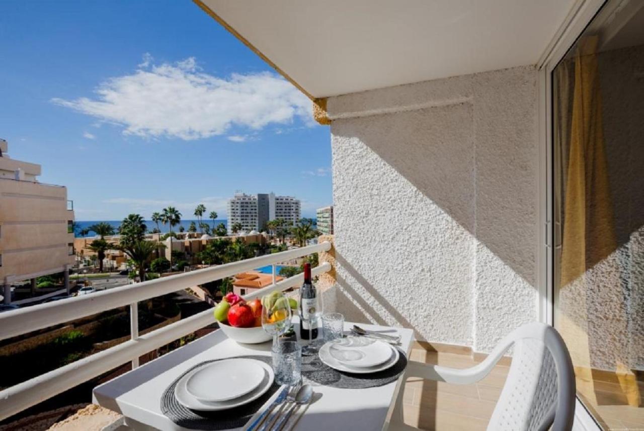 319 MODERN ACCOMMODATION,SEA VIEW, Wi Fi AND POOL Playa de las Américas Exterior foto